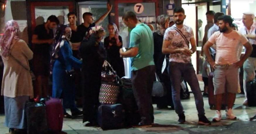 İstanbul otogarında bayram yoğunluğu  - Resim: 3