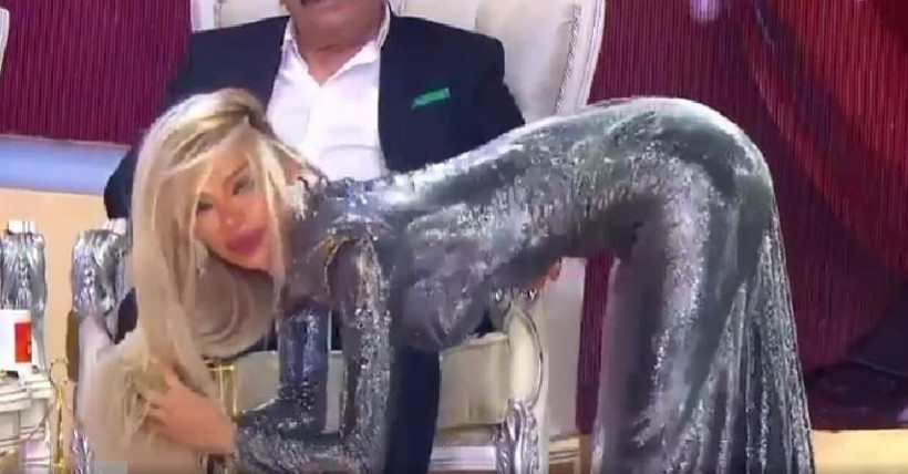 Oryantal Didem'den 'alüminyum folyo'ya benzetilen İbo Show'daki yılbaşı kostümü için olay itiraf - Resim: 1