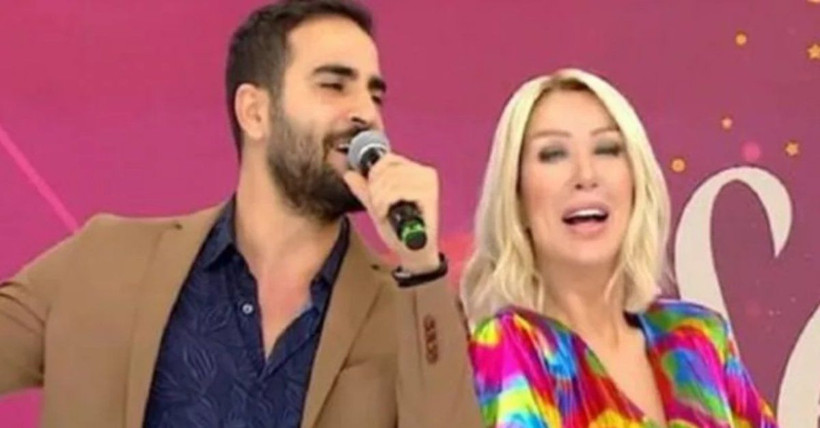 25 yaş küçük aşkı için yüzünü gerdiren Seda Sayan'ı gören tanıyamadı! Çağlar Ökten için bambaşka birine dönüştü - Resim: 2