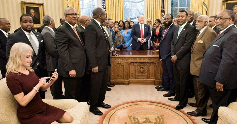 Oval ofiste acayip kare! Trump'ın kadın danışmanına bakın - Resim: 4