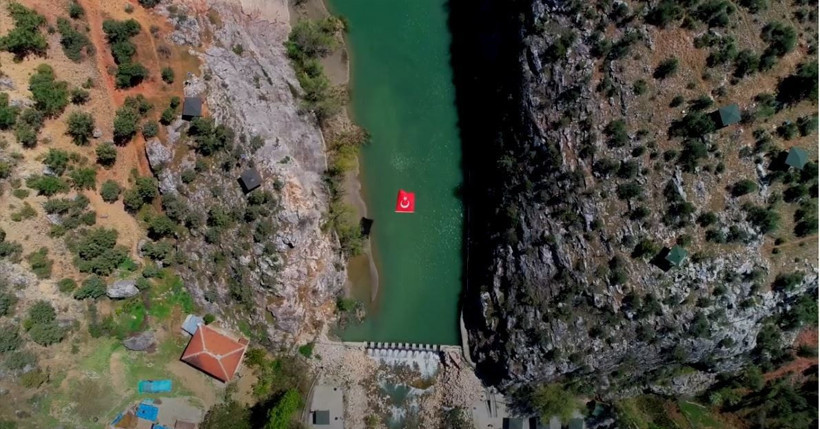 Çorum'da doğa harikası! İncesu kanyonu güzelliği ile büyülüyor - Resim: 4