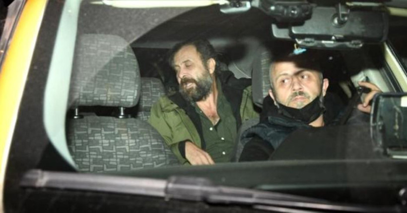 Nejat İşler alkolün dozunu kaçırdı, muhabirlere önce küfür sonra el hareketi... - Resim: 1