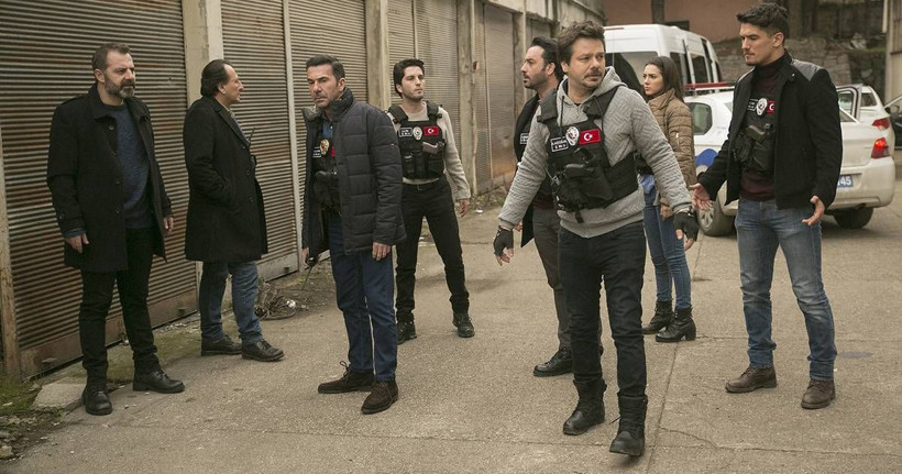 Arka Sokaklar'a iki bomba transfer Wilma Elles ve Mert Öcal ekibe katıldı - Resim: 1