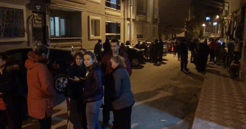 Manisa 5,4 büyüklüğündeki depremin ardından 72 artçı sarsıntı meydana geldi - Resim: 1