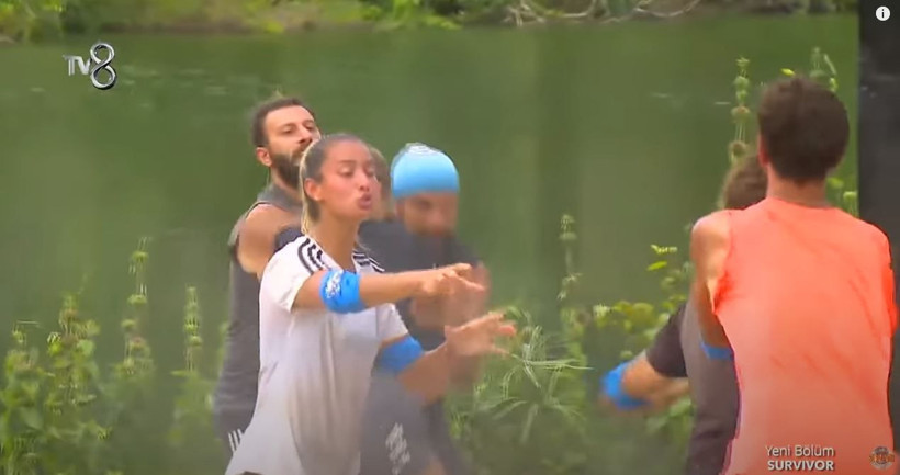 Survivor Yasin-Barış kavgası! Acun Ilıcalı oyundan ihraç etti - Resim: 4