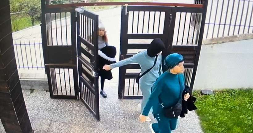 Bursa'da şok görüntü! Tek erkeği paylaşan iki kadın beraber vurgun yapmaya gitti - Resim: 1