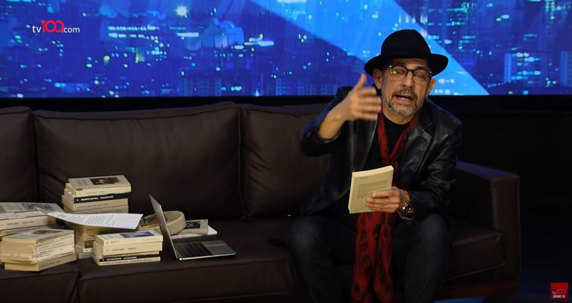 TV100 Uykusuzlar Kulübü'nde Okan Bayülgen kitap okudu! Sosyal medya sallandı - Resim: 2