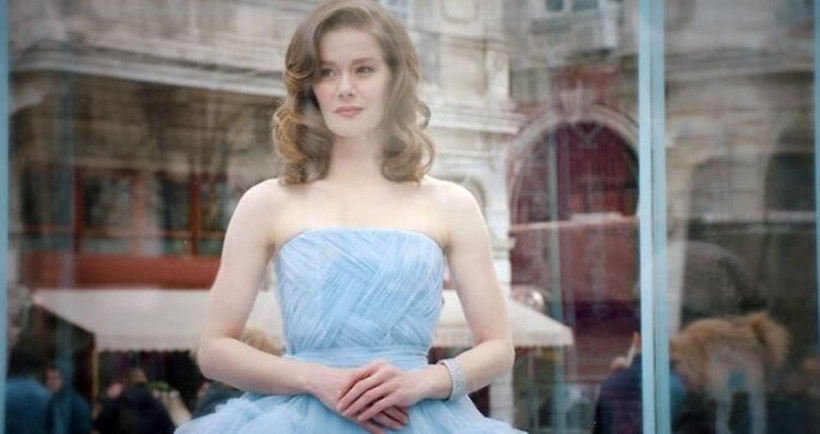 Camdaki Kız bombası! Dizinin Nalan ve Sedat'ı gerçek hayatta Cem Uzan ile Alara Koçibeymiş! - Resim: 1