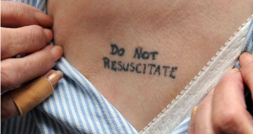 Dövmesini gören doktorlar şoke oldu - Resim: 2