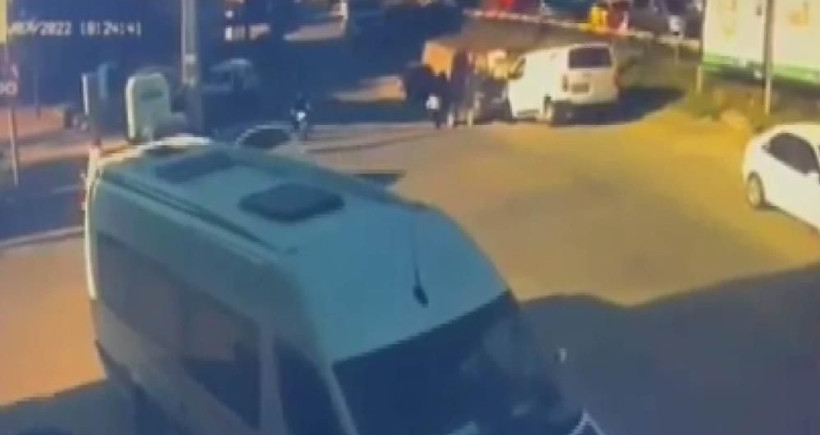 Bursa'da köprüden uçan tır dehşet saçtı! Araçları ezdi ölü ve yaralı var - Resim: 2