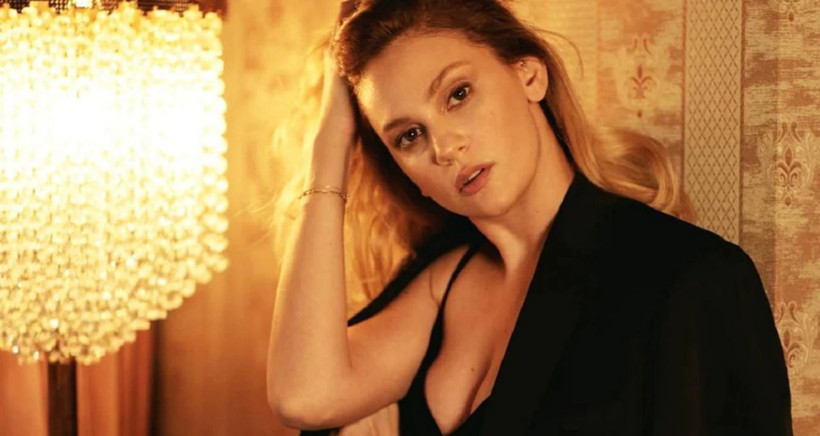 Güzel oyuncu Farah Zeynep Abdullah'a babasından tavsiye! Sperm bankasından çocuk sahibi olacak... - Resim: 1