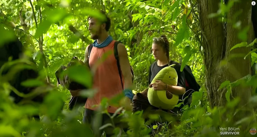 Yunus Emre'nin gönüllüler için yaptığı şok etti Survivor'da adalar birleşti! - Resim: 2