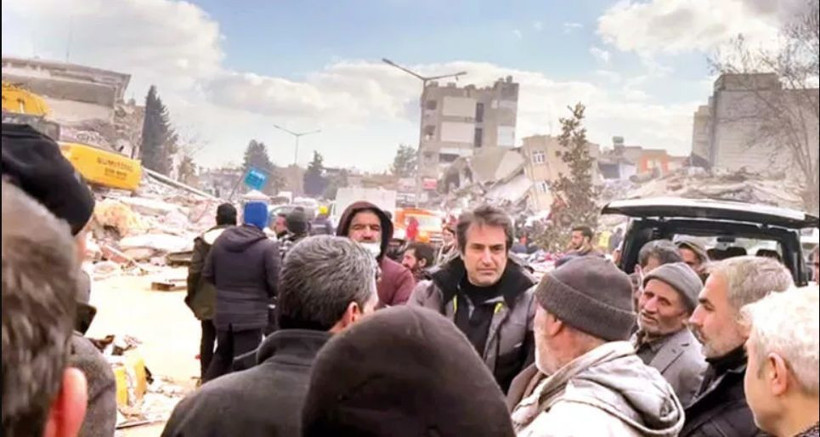 Mahsun Kırmızıgül, 20 gündür deprem bölgesinde! Röportaj ve canlı yayın isteklerini reddetti - Resim: 4