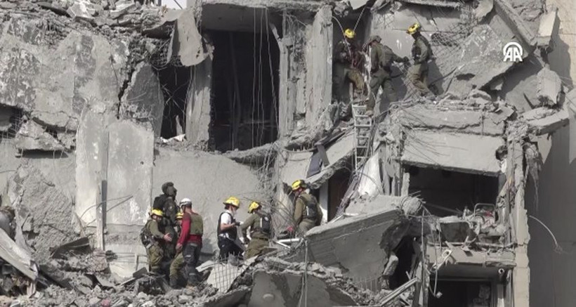 İran'dan fırlatılan füze doğrudan isabet etti! İsrail'de 4 kişi öldü, işte Tel Aviv'de sığınaklarda yaşam - Resim: 3