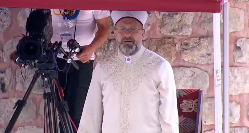 Mahmut Ustaosmanoğlu'nun cenazesine siyasiler ve cemaat mensupları akın ettiler Cumhurbaşkanı Erdoğan da katıldı - Resim: 2