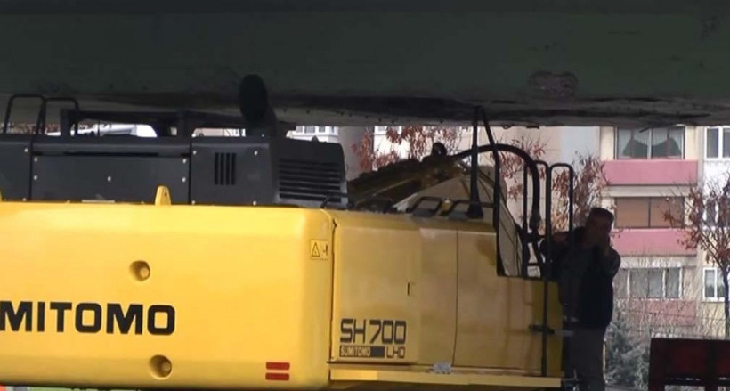 D-100 karayolunda akılalmaz kaza! - Resim: 2