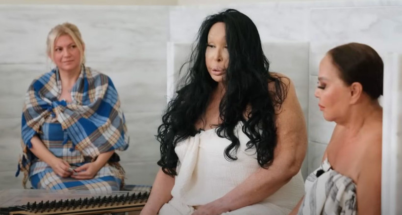 Bülent Ersoy ile Safiye Soyman'ın hamam halleri gündeme oturdu! Birbirlerini yıkadılar... - Resim: 2