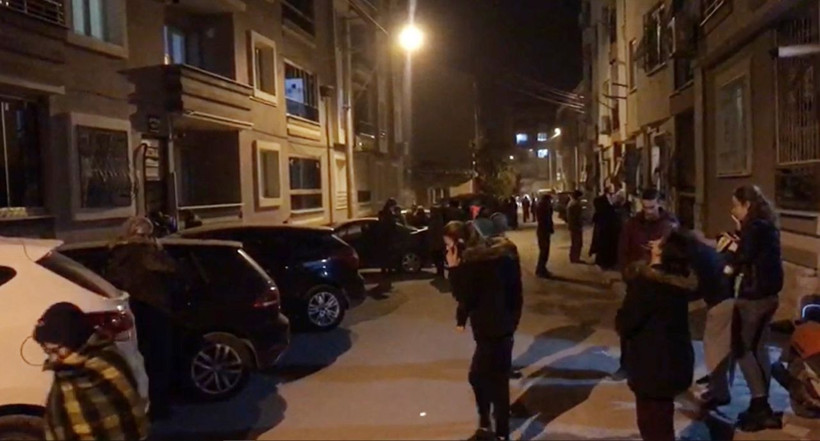 Manisa 5,4 büyüklüğündeki depremin ardından 72 artçı sarsıntı meydana geldi - Resim: 2