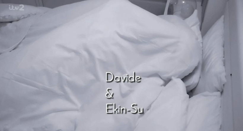 İngiltere'yi karıştıran Türk kızı Ekin Su yorganın altında ne yaptığını açıkladı! Aşk Adası itirafları olay! - Resim: 4