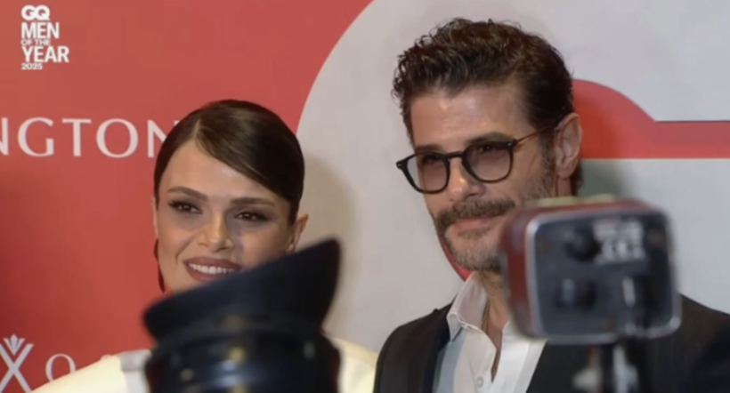 Oyuncu Sinem Ünsal'dan büyük başarı! Yılın kadını seçildi - Resim: 4