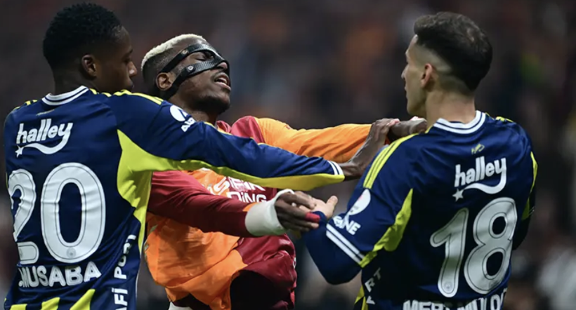 Trio ekibi, derbiyi yöneyen hakem Yasin Kol'a ateş püskürdü! 1 penaltı, tam 5 kırmızı kart atlandı - Resim: 18