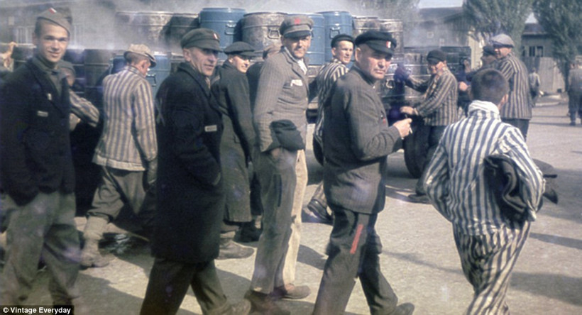 Nazi kampının ilk kez yayınlanan görüntüsü - Resim: 1