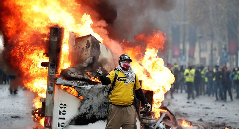 Fransa'da sarı yelekliler, gösterilerin 17. haftasında sokaklarda - Resim: 1