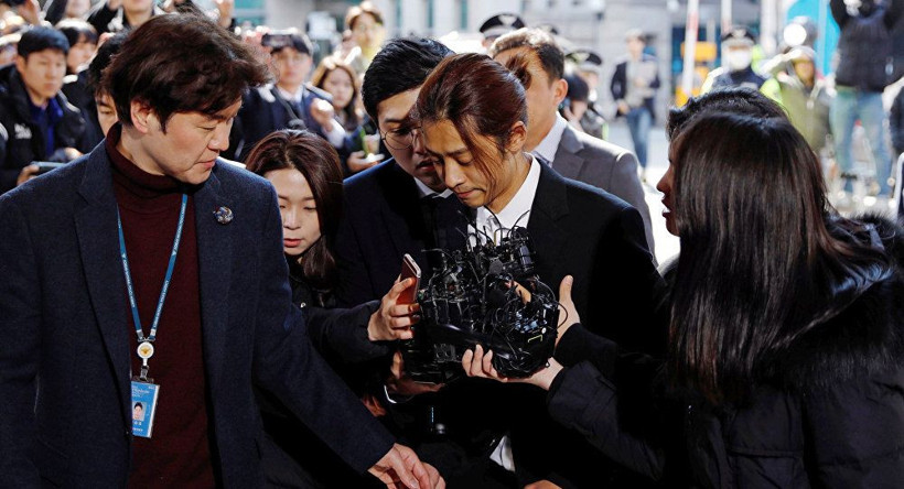 Güney Kore seks skandalına imza atan şarkıcı Jung Joon-yong'u konuşuyor - Resim: 4