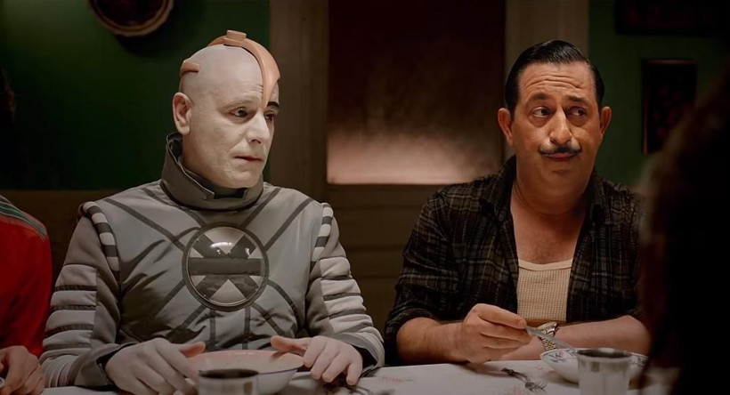 Cem Yılmaz filmleri hakkında şaşırtan makale! Cinsel içerikli dekolte var ibadet yok - Resim: 2