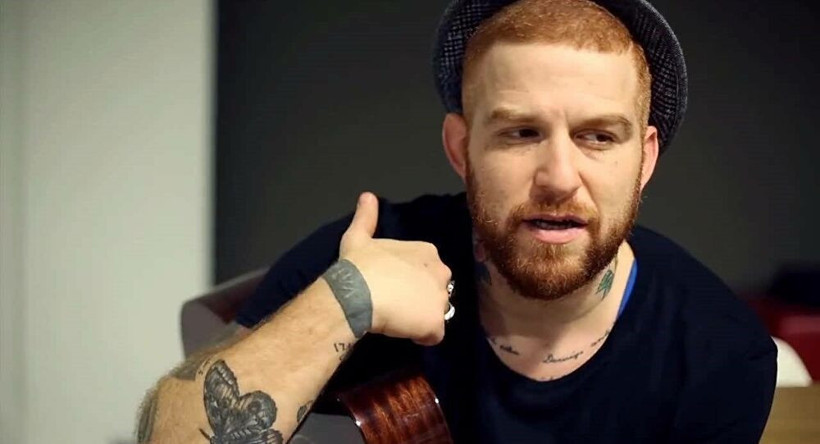 Athena Gökhan ile Sağlık Bakanı Fahrettin Koca'nın Covid-19 yazışması twitteri salladı - Resim: 1