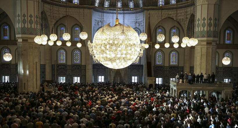 Bayram namazı saat kaçta kılınacak? Diyanet İşleri Başkanlığı açıkladı 2026 il il Ramazan Bayramı namaz vakitleri - Resim: 2