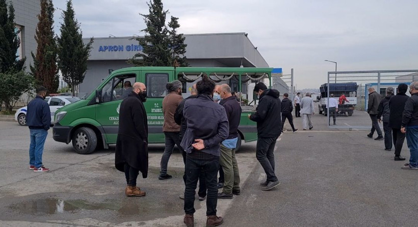 Hasan Saltık'ın cenazesi Cem evinden kalktı Kenan İmirzalıoğlu tabutu öptü! - Resim: 2