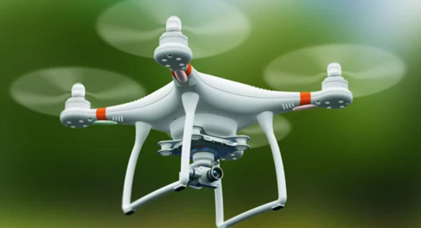 Sosyetenin en ünlü isimlerinden biri eşinin aldattığını 'drone'la görüntüledi - Resim: 1