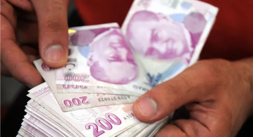 Seyyanen zam bekleyen emekliye kötü haber! AK Parti son noktayı koydu - Resim: 1