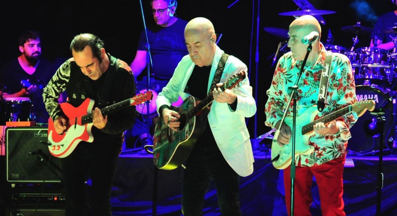 Tüm darbeleri gördüm diyen MFÖ grubunun gitaristinden ses getirecek 15 Temmuz açıklamaları - Resim: 2