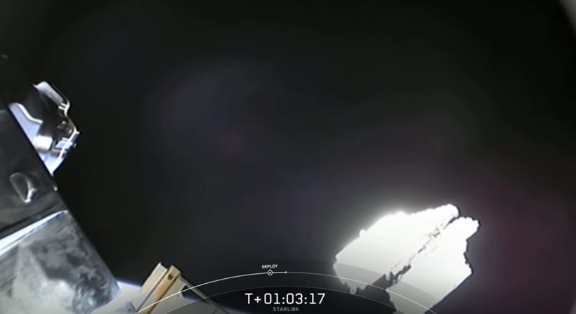 Falcon 9 İstanbul'un üzerinden böyle geçmiş canlı görüntülendi - Resim: 1