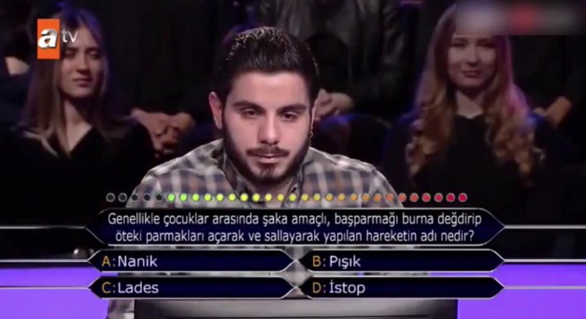 Kim Milyoner Olmak İster'de Kenan İmirzalıoğlu'nun hareketi Twitter'da olay oldu - Resim: 3