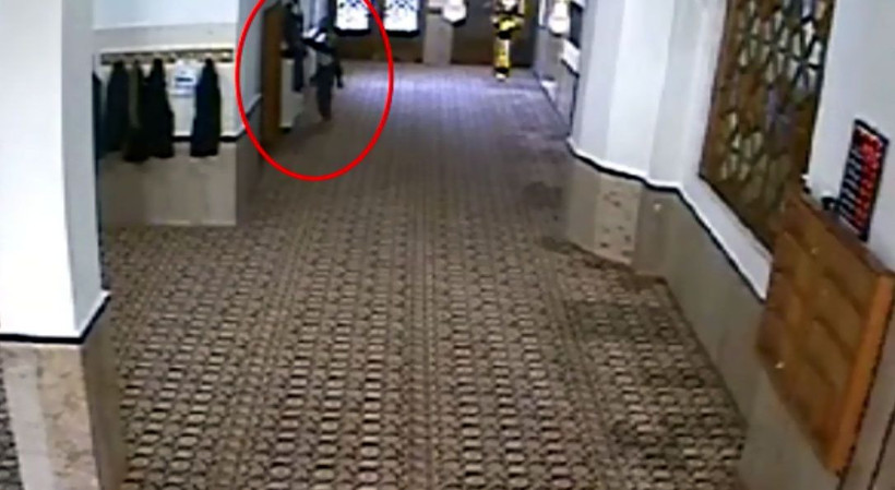 Sivas'ta camideki hırsızlık anı güvenlik kamerasında - Resim: 1