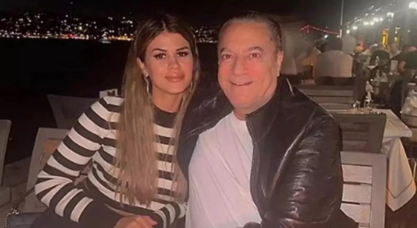 Mehmet Ali Erbil’in eşi Gülseren Ceylan'dan tesettür kararı! Oruç tutup teravihe gitti - Resim: 2