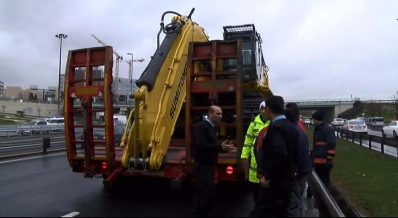 D-100 karayolunda akılalmaz kaza! - Resim: 4