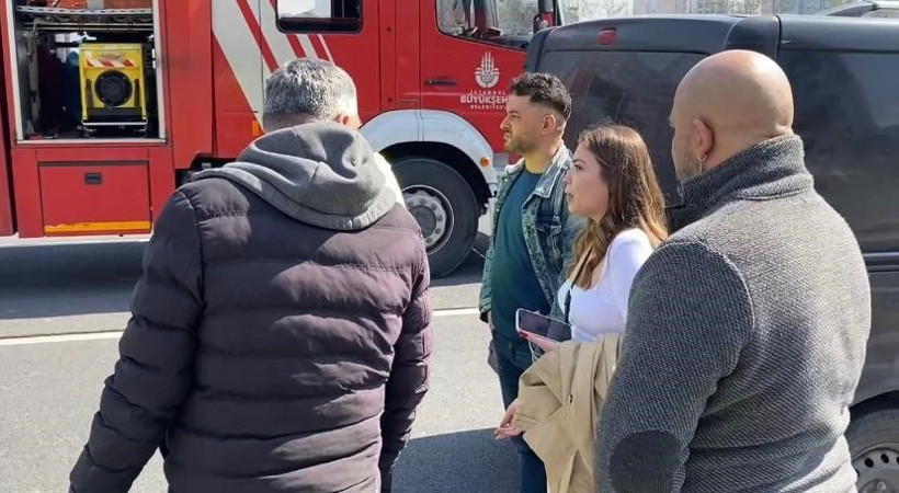 Kadıköy'de cipi yanan kadın sürücü gözyaşlarına boğuldu, diğer sürücüler teselli etti - Resim: 1