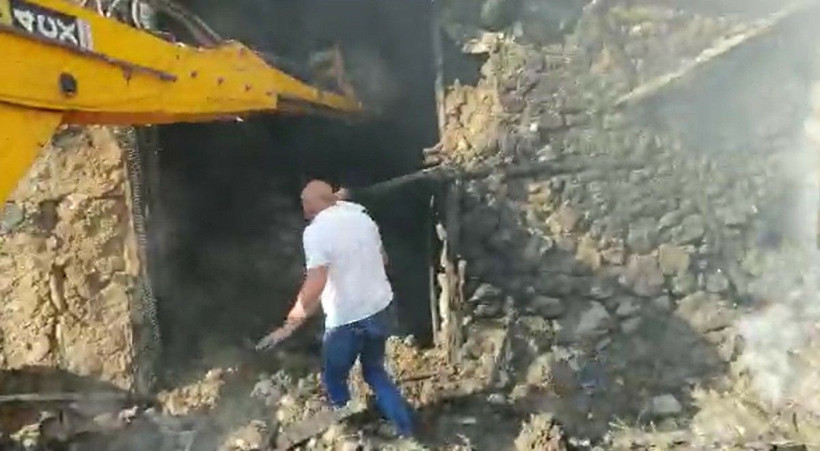 Çorum'daki yangında 4'ü çocuk 5 kişi hayatını kaybetti - Resim: 4