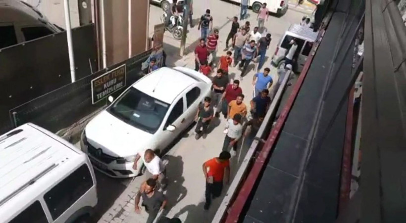 Şanlıurfa'da aşiretler şehrin göbeğinde birbirine girdi! Polis ve sivil yaralılar var - Resim: 3