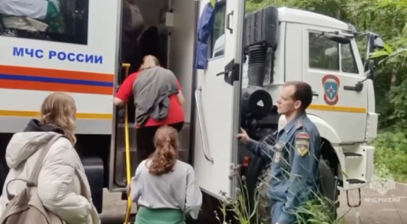 8.8'lik deprem sonrası tsunami oldu! Şehir sular altında kaldı, ürküten görüntüler - Resim: 4