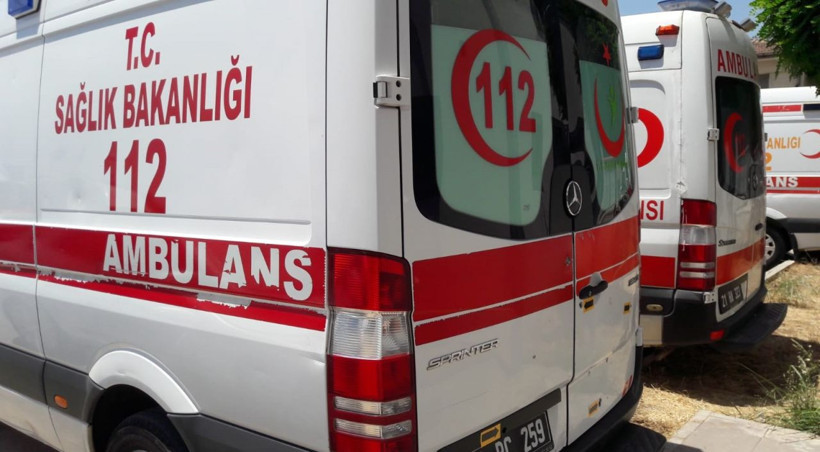 Diyarbakır'da doğum vakasına giden ambulansa silahlı saldırı - Resim: 3