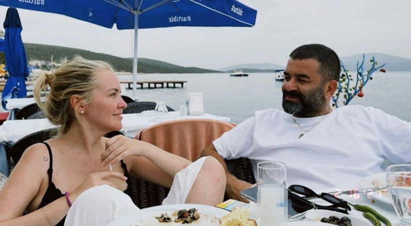 Ceyda Düvenci'nin eski kocası Bülent Şakrak sevgilisiyle ilk kez paylaşım yaptı: Esra Akpınar kimdir? - Resim: 4