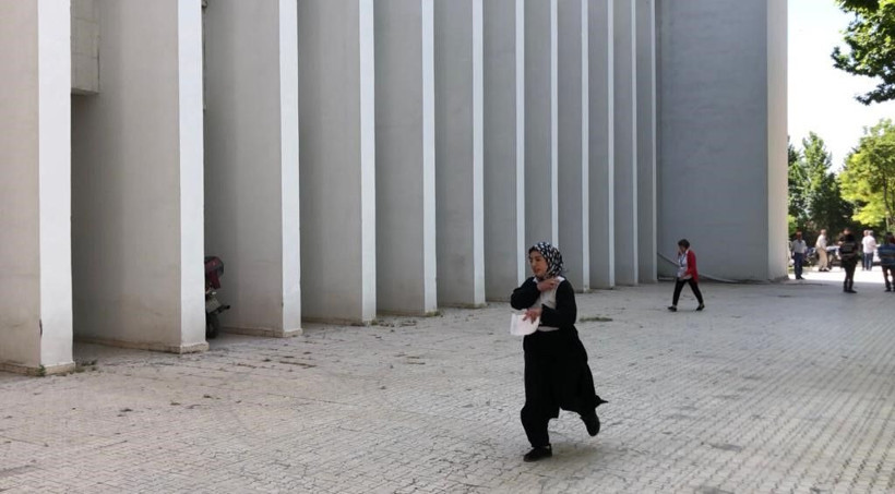 YKS'nin ikinci oturumu AYT sona erdi! Yine kimliğini unutan ve geç kalanlar oldu - Resim: 4