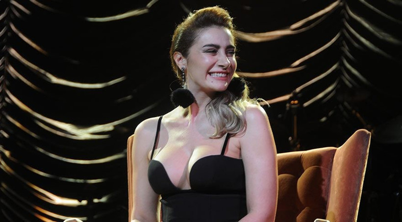 Sıla'nın yeni imajına bakın konserde öyle bir şey dedi ki... - Resim: 2