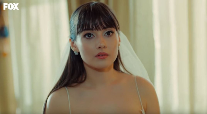 Yasak Elma'da izleyiciyi çıldırtan öpüşme sahnesi! RTÜK'e telefon yağdı - Resim: 4