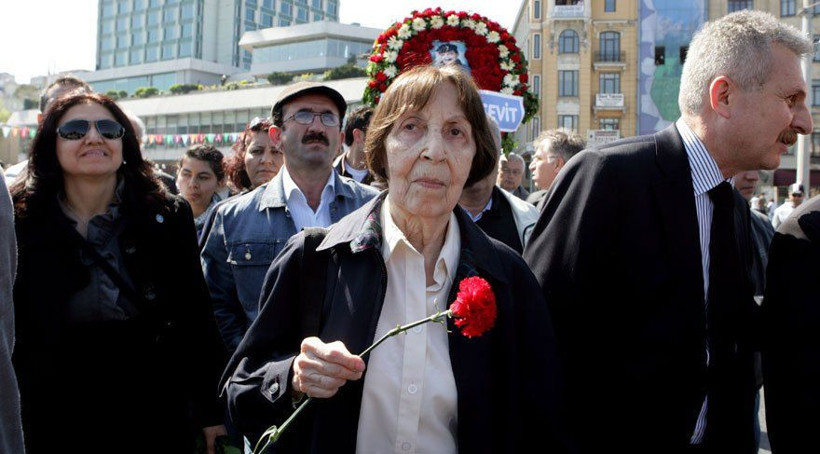 Rahşan Ecevit hayatını kaybetti! Rahşan Ecevit kimdir? - Resim: 4